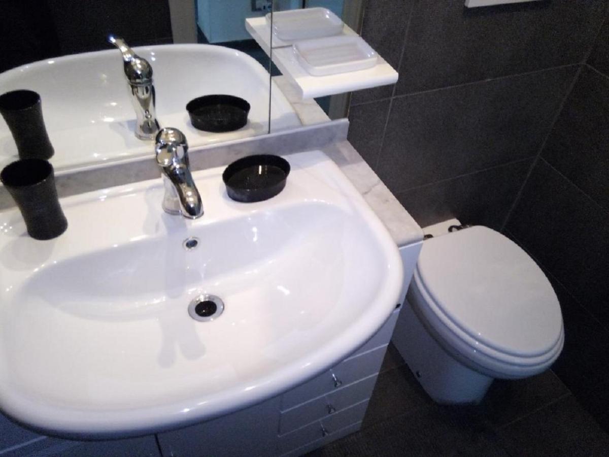 Apartamento Il Nido Di Alice Chiavari Exterior foto